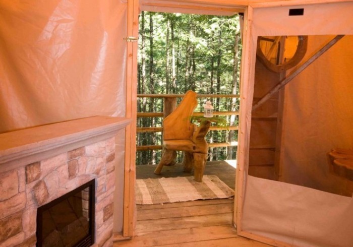 08tent2_gallery__5b046f5729325
